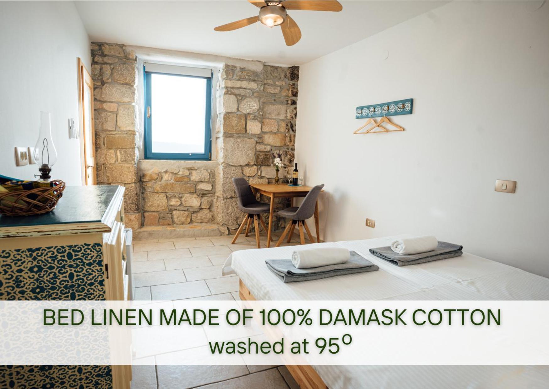 Guesthouse Kamniti Rob Crni Kal Экстерьер фото